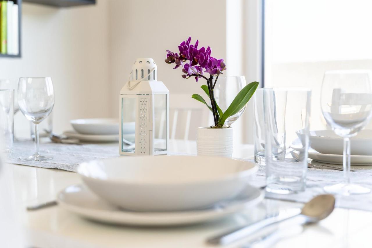 Gemuetliches Und Lichtdurchflutetes Penthouse Mit Sternenhimmelblick, Boxspringbett Und Terrasse - Gute Anbindung An Die Innenstadt Kassel Eksteriør billede