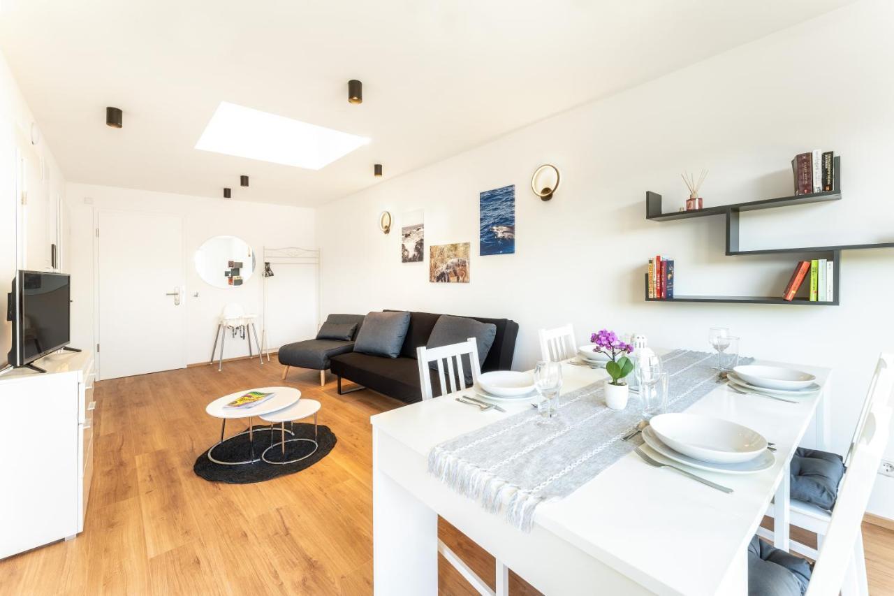 Gemuetliches Und Lichtdurchflutetes Penthouse Mit Sternenhimmelblick, Boxspringbett Und Terrasse - Gute Anbindung An Die Innenstadt Kassel Eksteriør billede